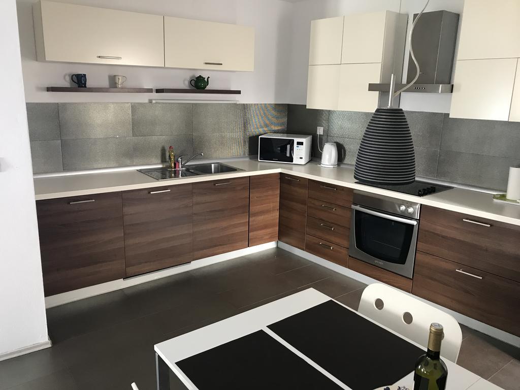 Apartments Andrea Сплит Екстериор снимка