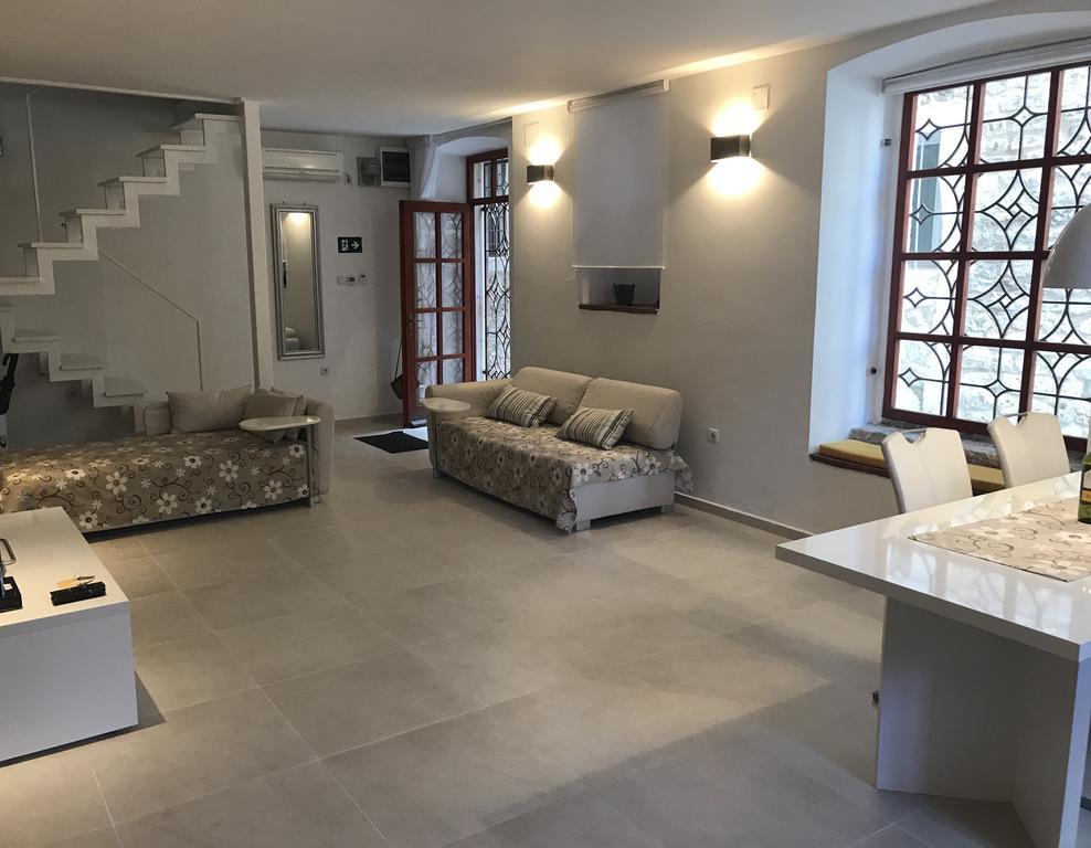 Apartments Andrea Сплит Екстериор снимка